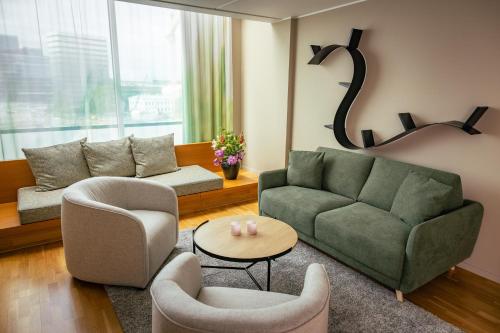 Hyatt Place Central
